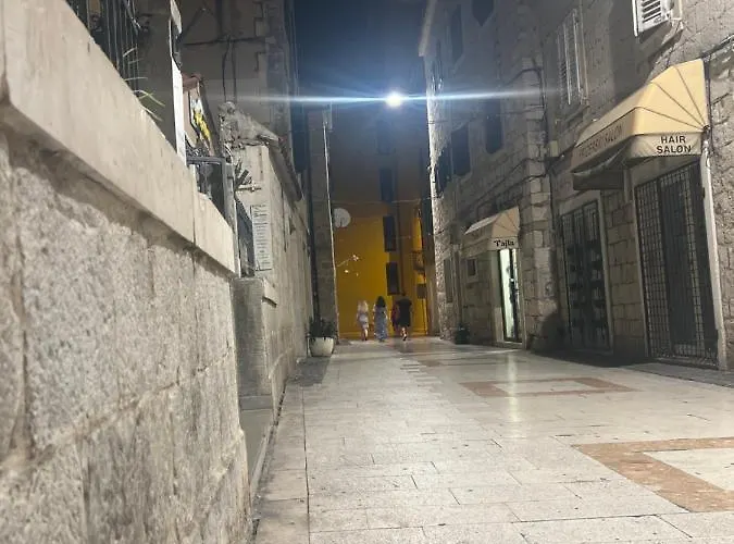 Apartman Sobe 1-2-3 Split